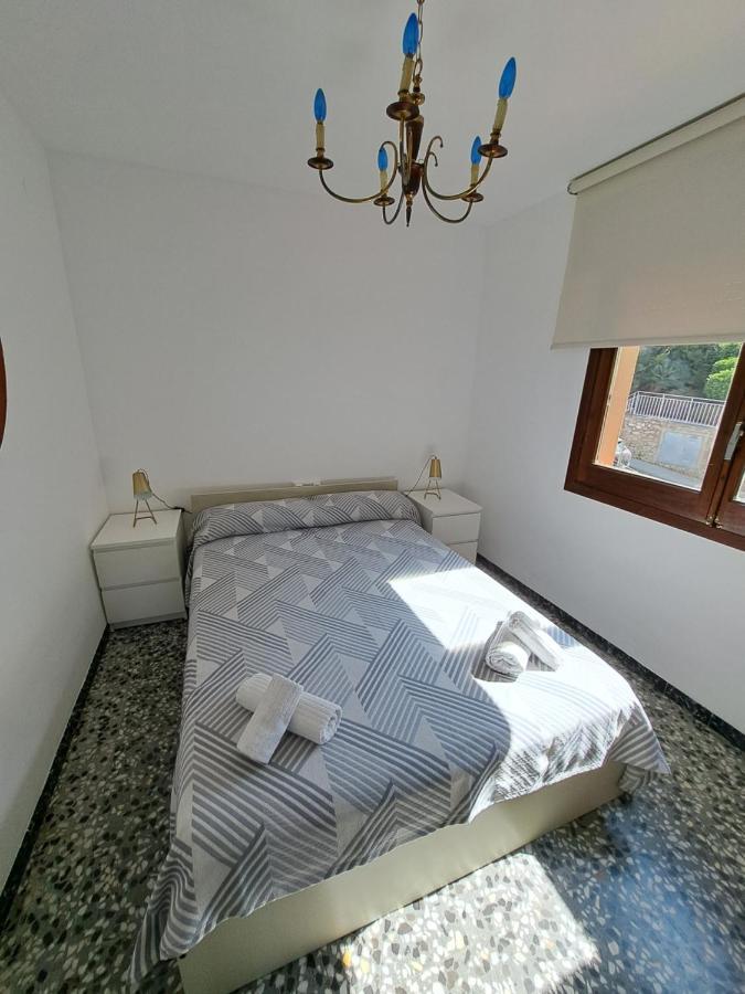 Gran Apartamento Vistas Mar Салоу Экстерьер фото